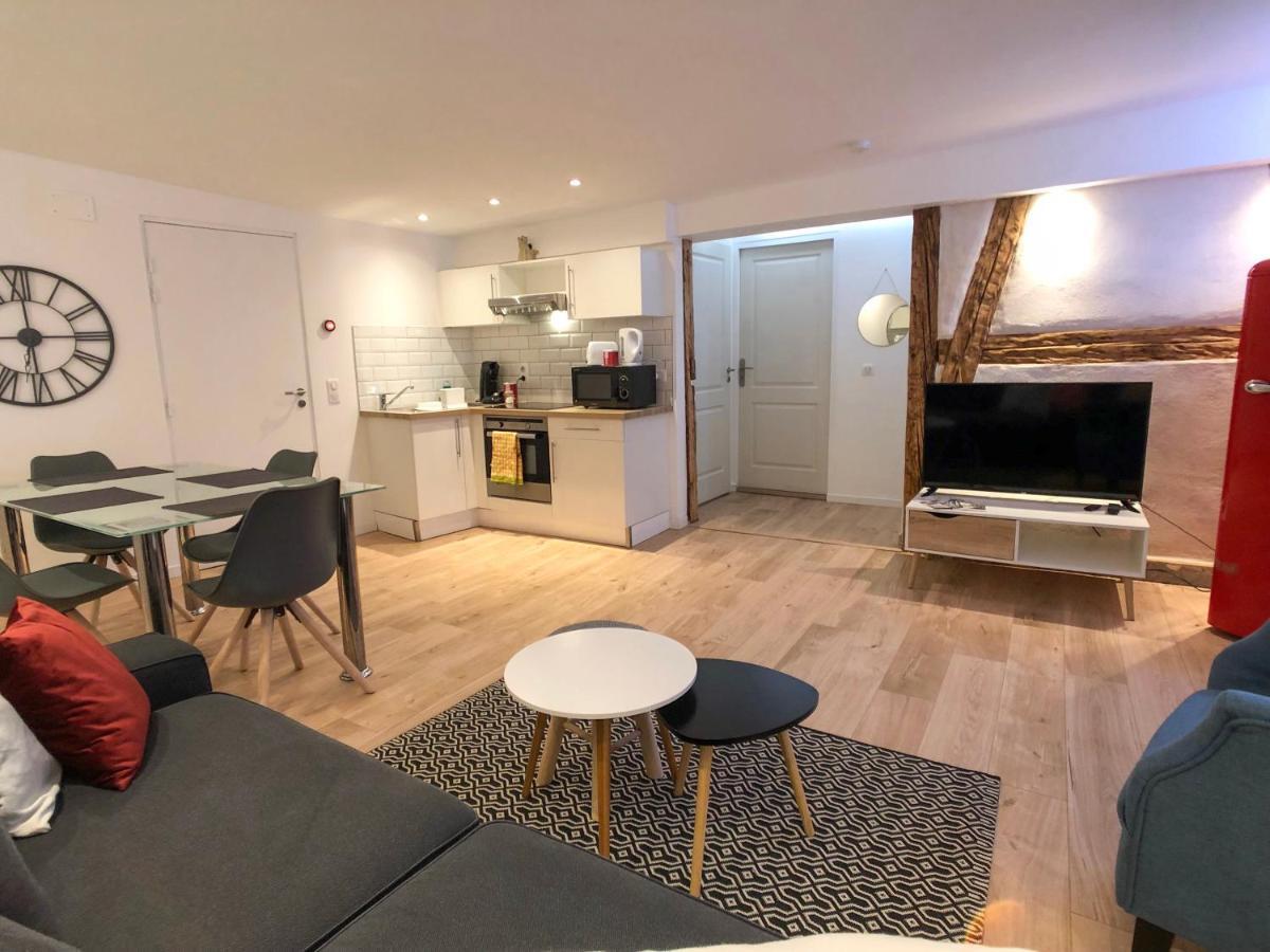 Beauty & The Beast - Old Town Cosy Apartments Colmar Luaran gambar